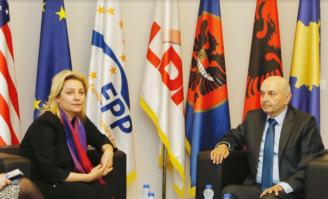 Apostolova inkurajon LDK-në të vazhdojë të ketë rol konstruktiv në zhvillimet në Kosovë