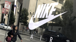 Nike, Adidas dhe Puma i kërkojnë Trumpit t'i japë fund luftës tregtare me Kinën