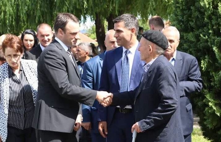 Me rastin e 20 vjetorit, përkujtohen 74 shqiptarët e vrarë në Masakrën e Vushtrrisë