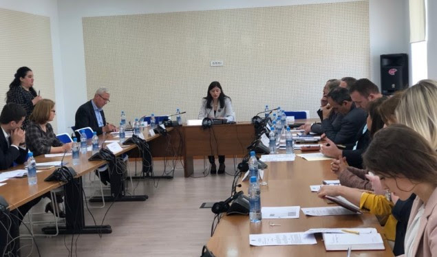 Deputetët kërkojnë ligj për Referendum, Presidenca e Kryeministria kërkojnë riformulim të draftit
