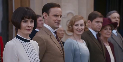 Mbërrijnë pamjet e para zyrtare për filmin “Downton Abbey”
