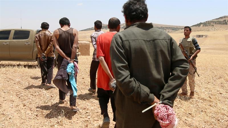 Tre francezë dënohen me vdekje si pjesë e ISIS-it