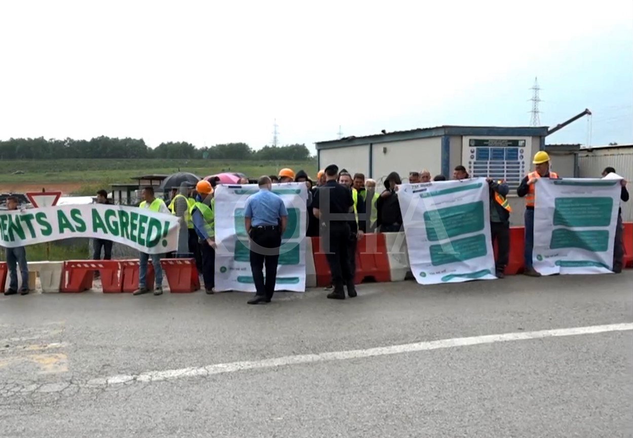 25 kompani vendore i protestojnë “Bechtel & Enkas” për punimet në autostradën e Shkupit
