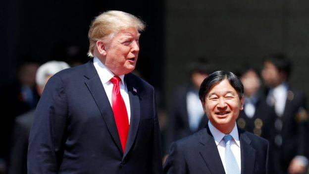 Trump, lideri i parë botëror që takon perandorin e ri japonez