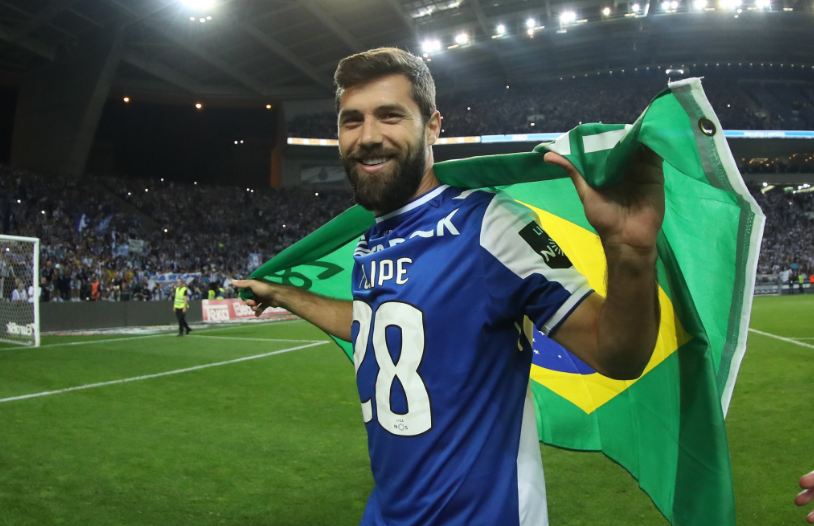 Porto konfirmon shitjen e Felipes tek Atletico