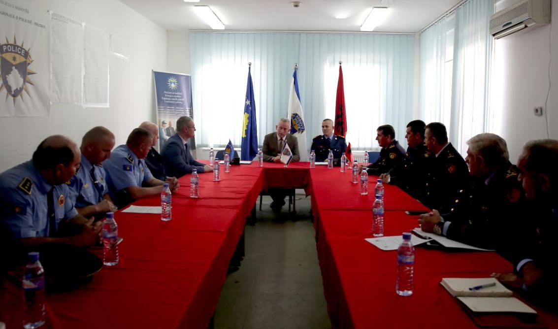 Edhe sivjet policia kosovare me patrullime gjatë sezonit veror në Shqipëri