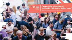 Sot nis “Mirëdita, dobar dan!”, festivali që synon të thyejë barrierat Kosovë-Serbi