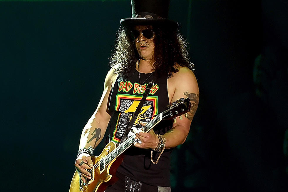 Slash konfirmon se po punohet në albumin e ri të “Guns N' Roses”