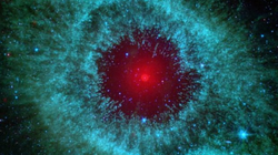 Shkencëtarët janë të shqetësuar: Diçka po ndodh me universin