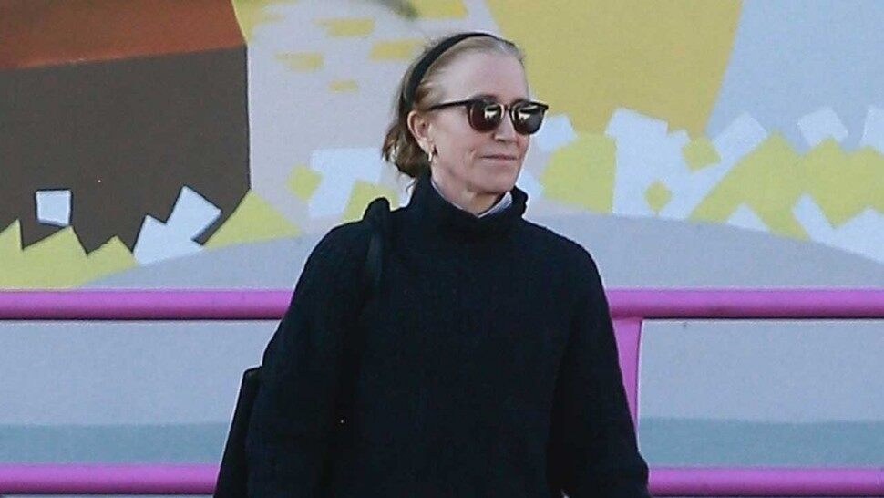 Felicity Huffman e fillon shërbimin në komunitet pas daljes nga burgu