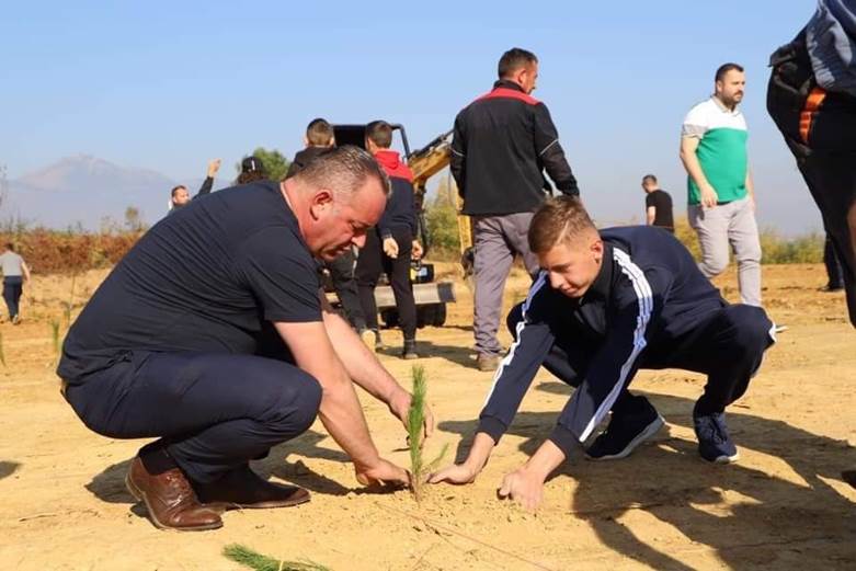 Deçani nis përgatitjet për grumbullimin e mbeturinave në tërë territorin e komunës