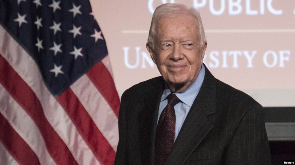 Ish-presidenti Jimmy Carter shtrohet përsëri në spital