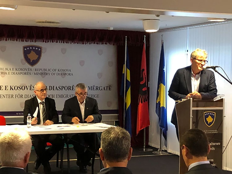 U mbajt tryeza shkencore “Kontributi dhe roli i Mërgatës Shqiptare” në Suedi