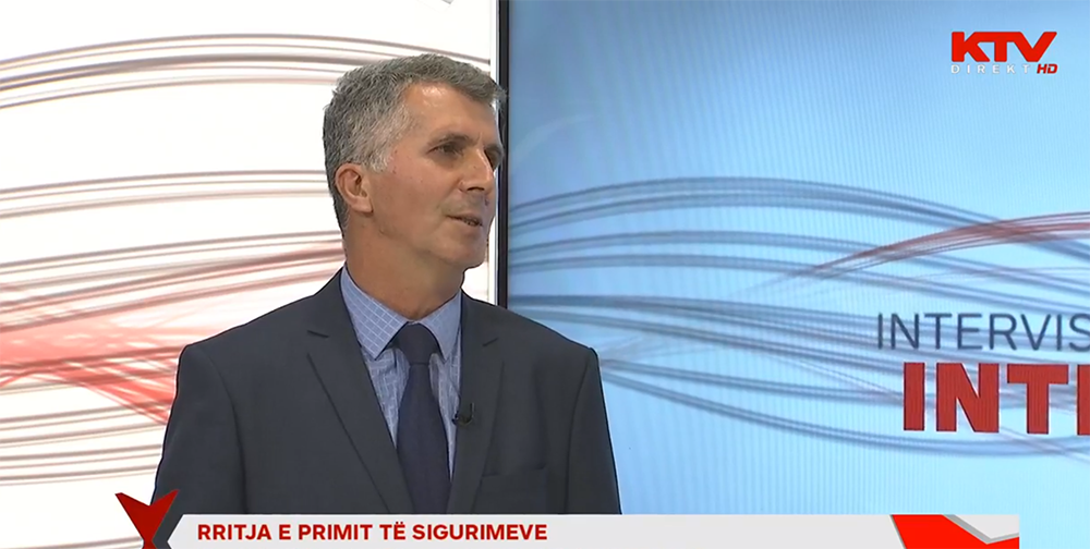 Autoriteti i Konkurrencës thotë se ka dyshime se kompanitë e sigurimeve janë marrë vesh për rritje të çmimit