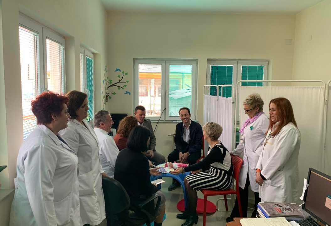 Në Obiliq hapet edhe një qendër informuese për shëndetin e gruas