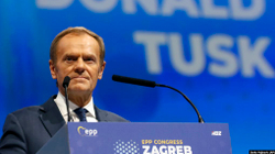 Tusk zgjidhet kryetar i Partisë Popullore Evropiane, kritikon autokratët