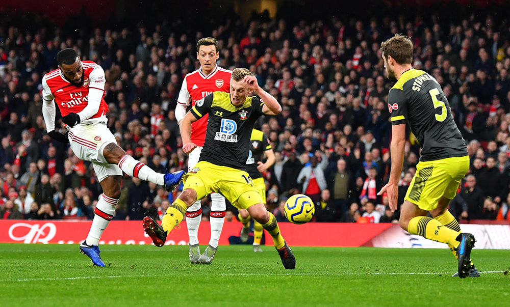 Lacazette shpëton Arsenalin nga humbja