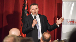 Deputeti Bajqinovci kërkon hetime ndaj komunës së Prishtinës dhe Ministrisë së Mjedisit për rastin e Badocit