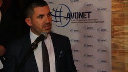 Shefi i gjendjes civile në Viti kërcënon drejtorin e OJQ “Avonet”, arrestohet