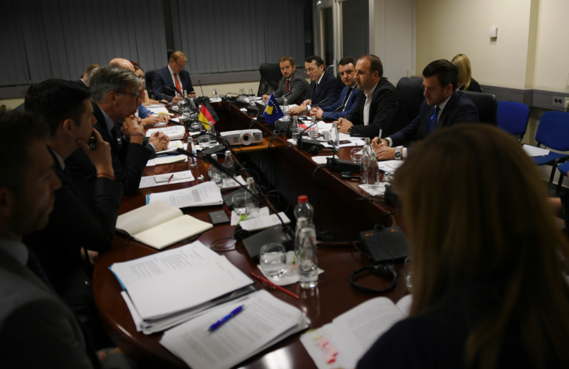 Një delegacion gjerman në Kosovë vlerëson kriteret për liberalizimin e vizave
