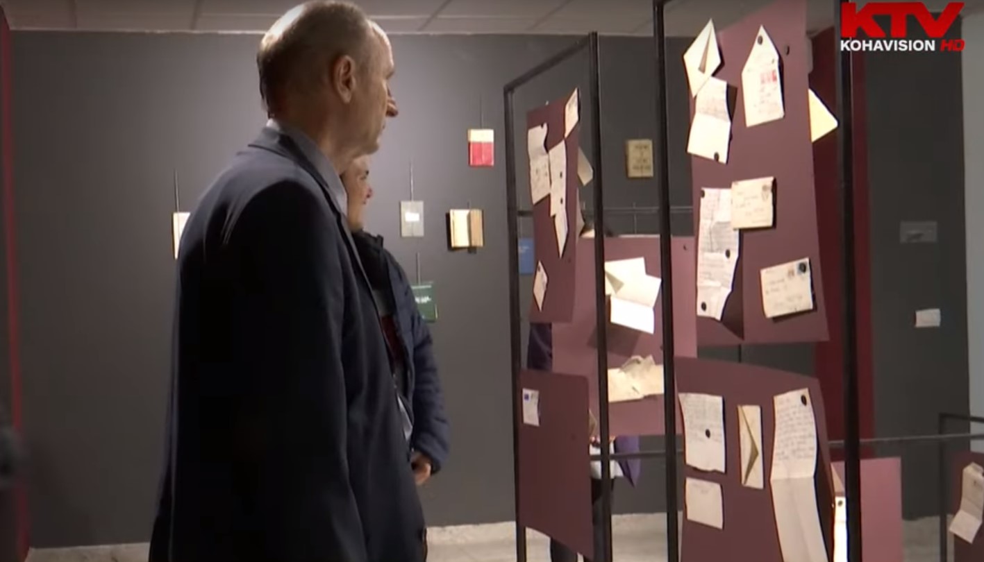 “Ni zo i lirë”, sjell në ekspozitë gjërat personale të Adem Demaçit
