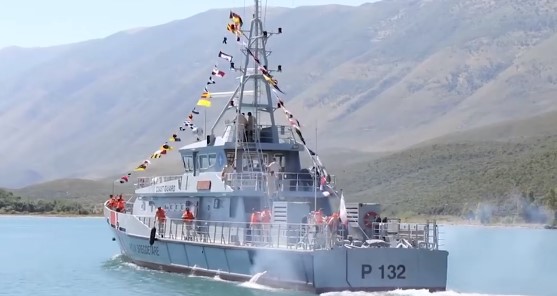 Anija shqiptare Oriku shpëton 110 emigrantë në detin Egje