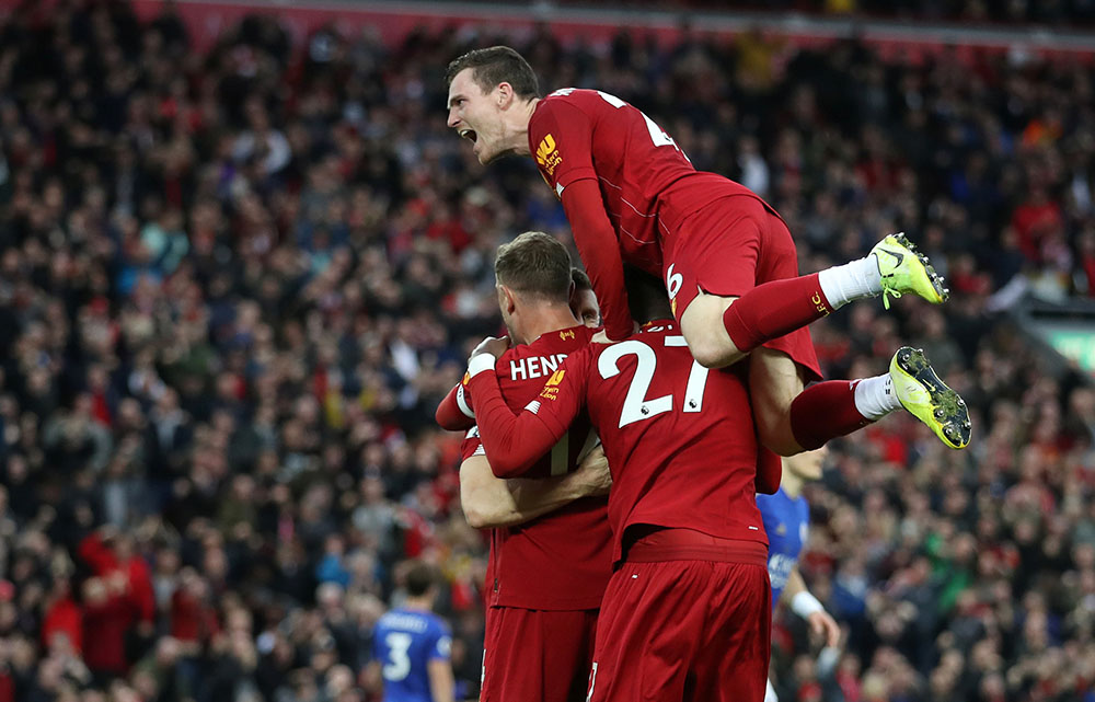 Liverpooli s’ka të ndalur, mposht edhe Leicesterin