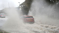 Kaos dhe përmbytje në Britani