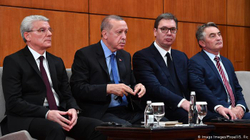 Erdogan-Vuçiq: Takimet e nxënësve të këqij