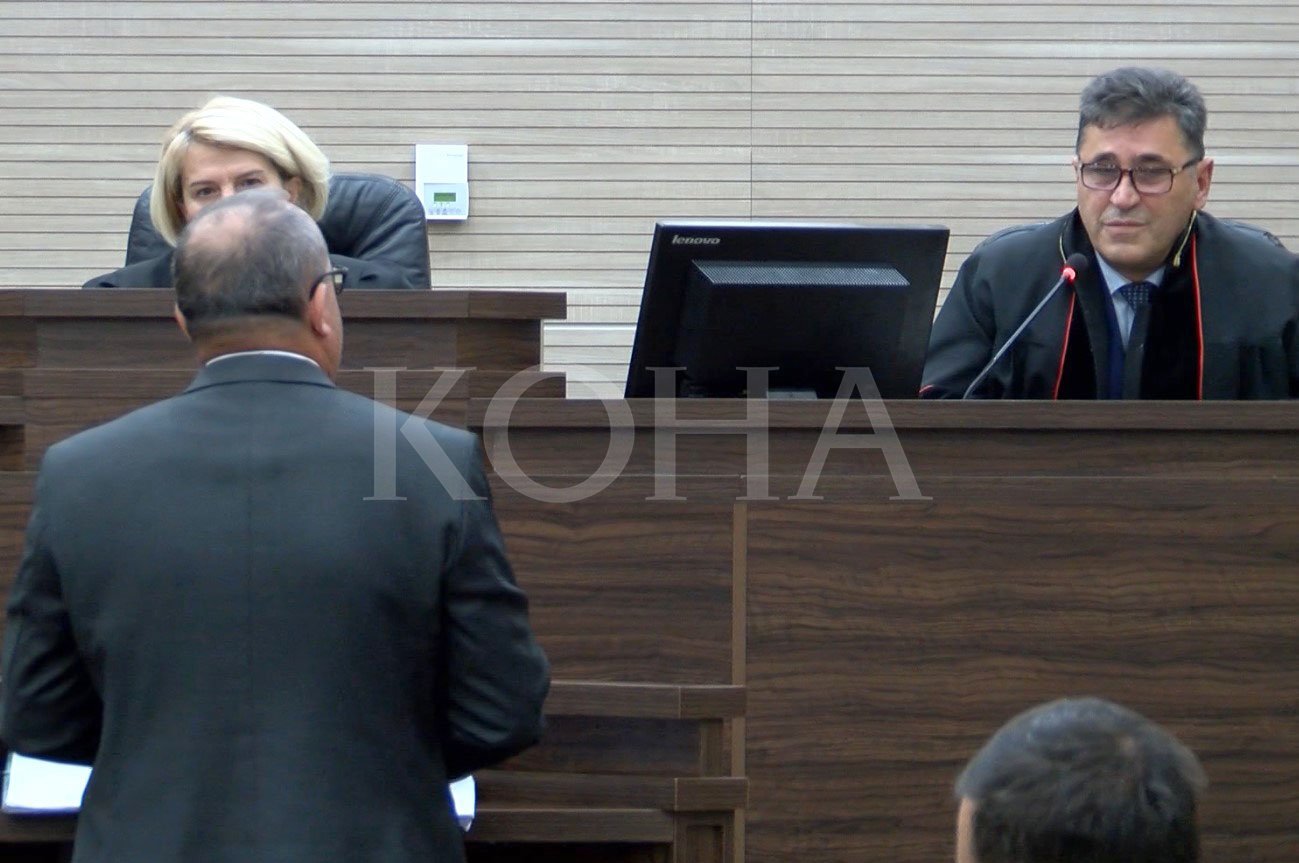 Viktima të një hakmarrjeje politike, e cilësojnë veten të akuzuarit në “Syri i Popullit”