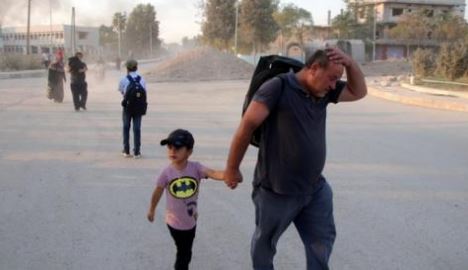 Turqia rrit ofensivën në veri të Sirisë, mijëra kurdë marrin ikën