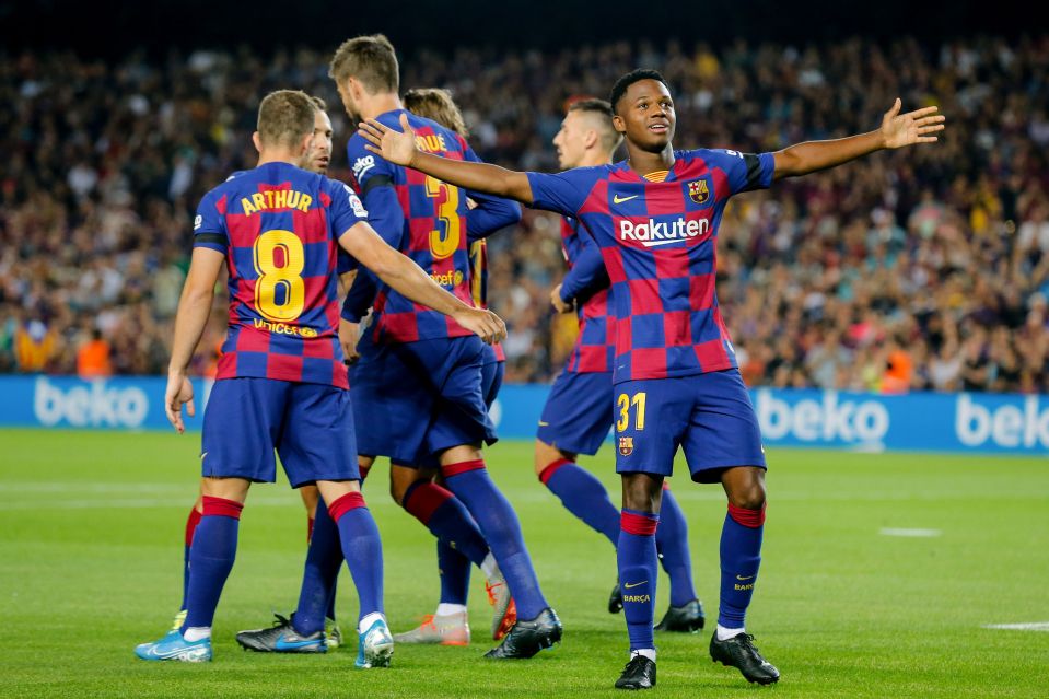 Barça beson se ka gjeneratë për t’i zëvendësuar Messin me shokë