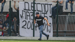 Ndërpritet miqësorja Brescia - Vojvodina, tifozët mysafirë mësyjnë fansin me flamur shqiptar