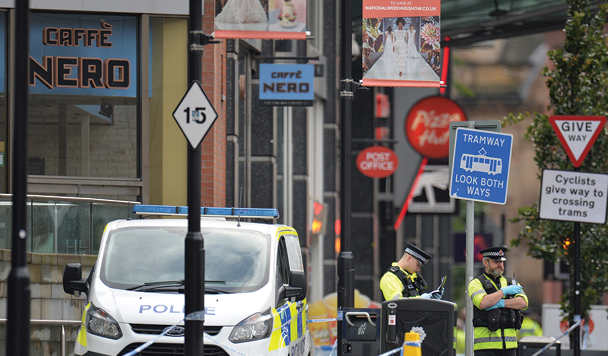Hetohet për terrorizëm i arrestuari që plagosi pesë veta në Manchester