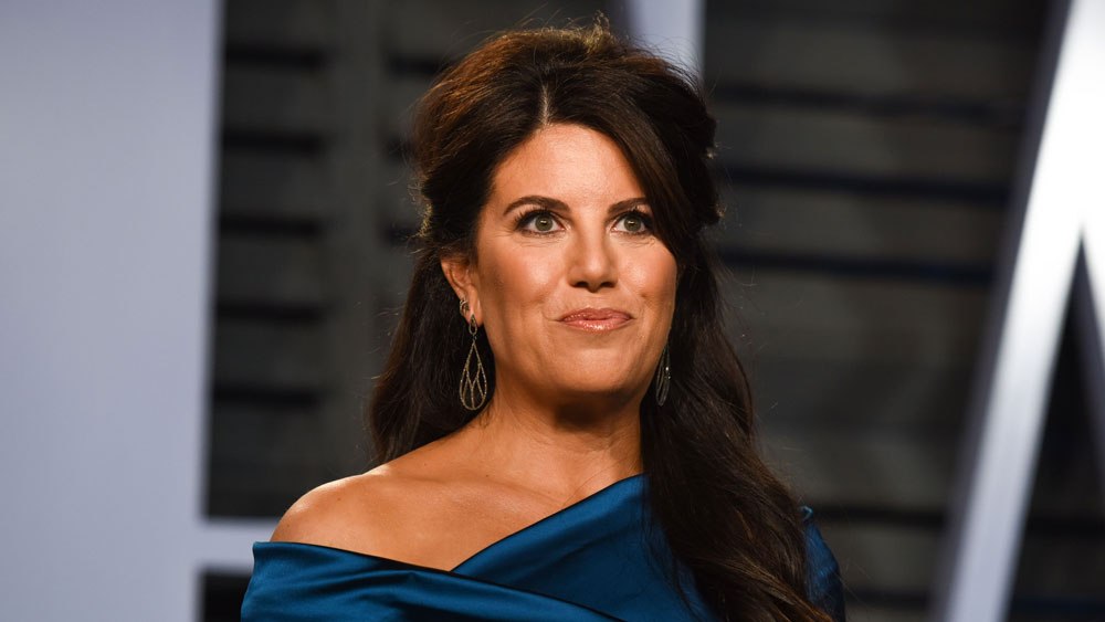 Monica Lewinsky do ta bëjë produksionin e dokumentarit “15 Minutes of Shame”