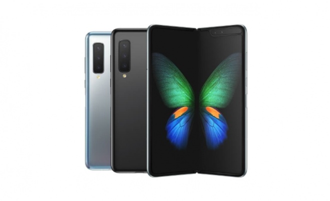 Samsungu beson se mund t’i shesë 5-6 milionë telefona të palosshëm gjatë vitit të ardhshëm