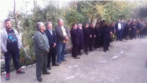 Tensione në ceremoninë për Kacifas në Bularat, qytetarët grekë nuk lejojnë gazetarët shqiptarë të filmojnë
