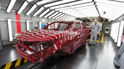 Nissani mund të shesë dy fabrika në Evropë