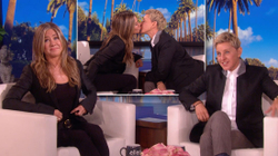 Aniston puthet me DeGeneresin gjatë intervistës televizive