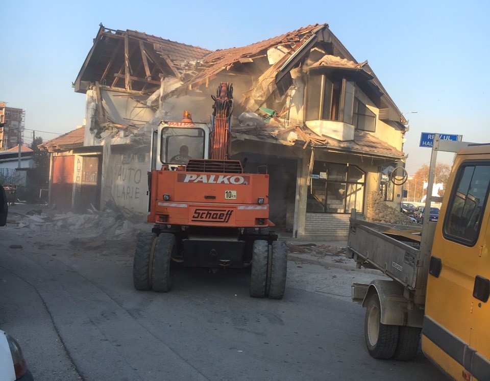 Në Gjilan nis aksioni për lirimin e hapësirave publike nga uzurpatorët