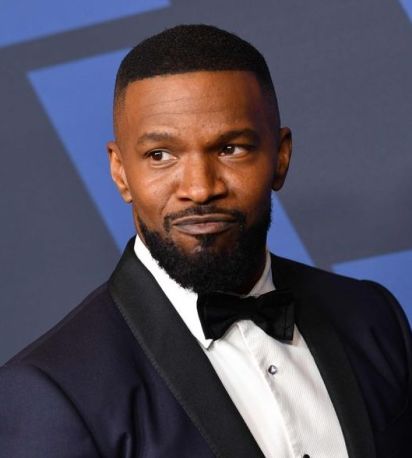 Jamie Foxx në lidhje me modelisten 25 vjet më të re, Dana Caprio