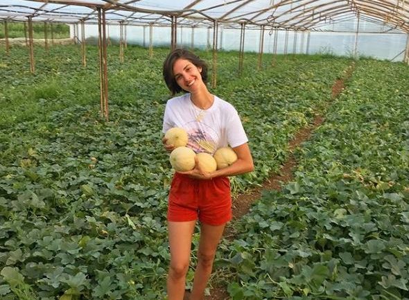 Emina Çunmulaj i rikthehet Tuzit, “Nuk ka rëndësi ku shkoj, zemrën e kam këtu”