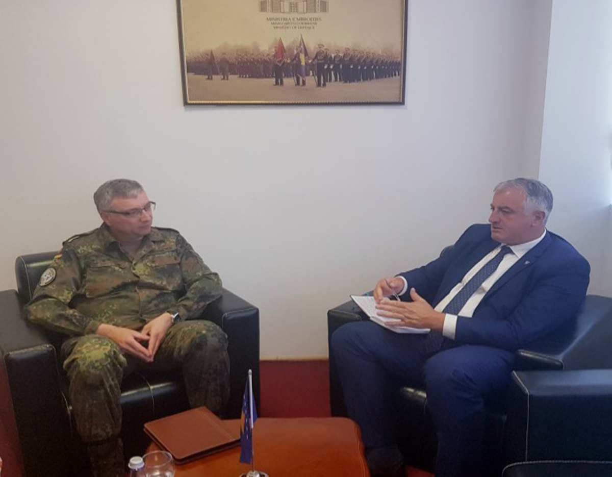 NALT vazhdon përkrahjen për një FSK ushtri profesioniste
