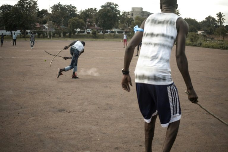 Ngbaba, një sport i humbur në kohë, kthehet në Afrikën Qendrore