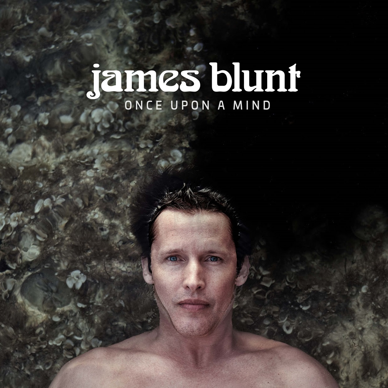 James Blunt me singlin "Cold" paralajmëron albumin e ri