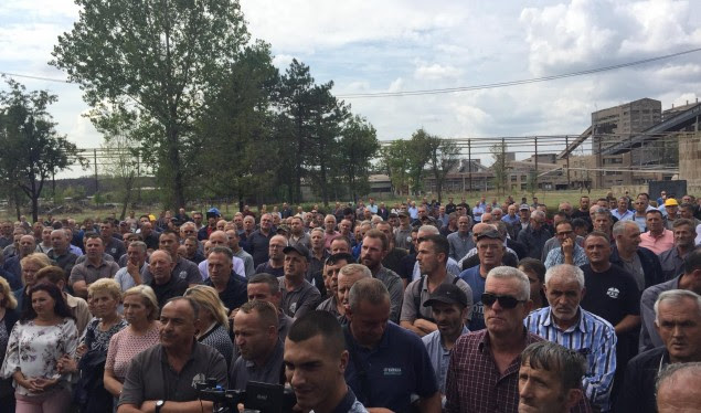 Protestojnë punëtorët e KEK-ut, kërkojnë të hiqen nga Ligji i Pagave