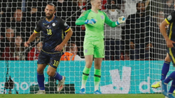 United dhe Tottenham, “luftë” për Muriqin