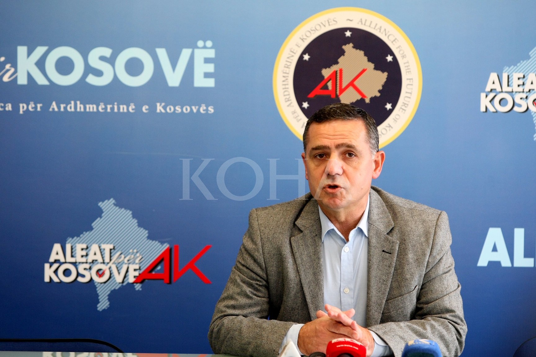 Isufi i bindur se AAK-PSD do t’i fitojë zgjedhjet, parapëlqen koalicion paszgjedhor me LDK-në