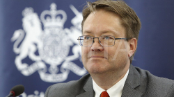 Ambasadori britanik lavdëron organizimin e zgjedhjeve, i brengosur për kërcënimet ndër serbë