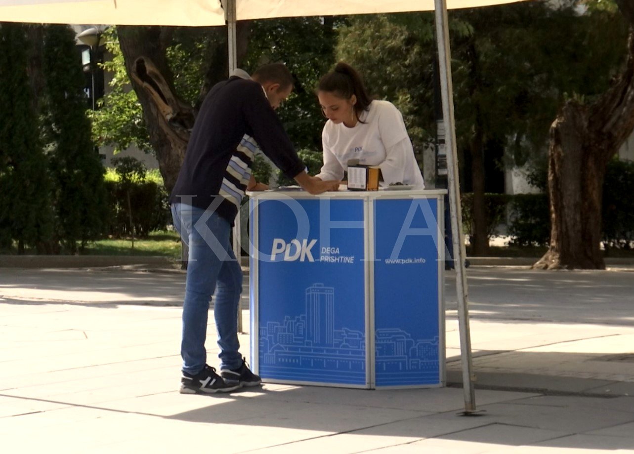 PDK-ja merr të dhënat e qytetarëve që nënshkruajnë paktin kundër korrupsionit, shumica s’i besojnë